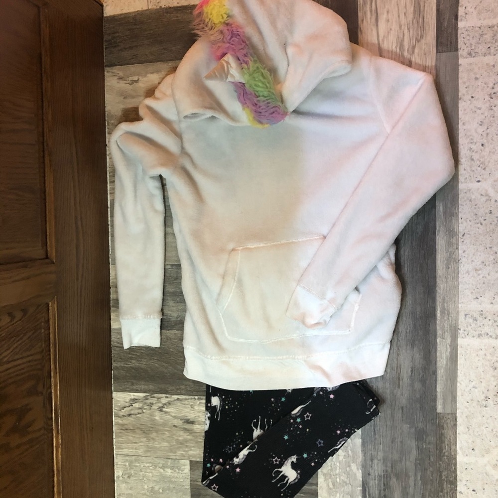 SO sz 14 fuzzy unicorn hoodiesoft unicorn leggings